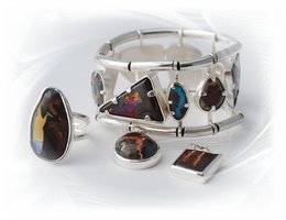 Antoinette Chambers Bracelet Set Yowah Opaks